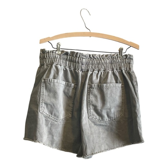 Wishlist Paper Bag Gray High Waist Shorts - Picture 2 of 3